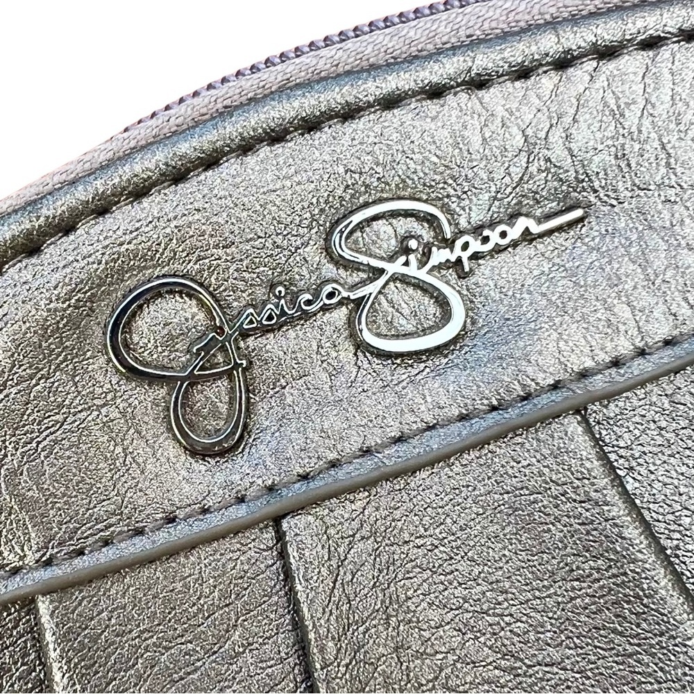 Jessica Simpson Mini Crossbody Shoulder Bag Purse Faux Leather Metallic Pewter - Picture 4 of 17